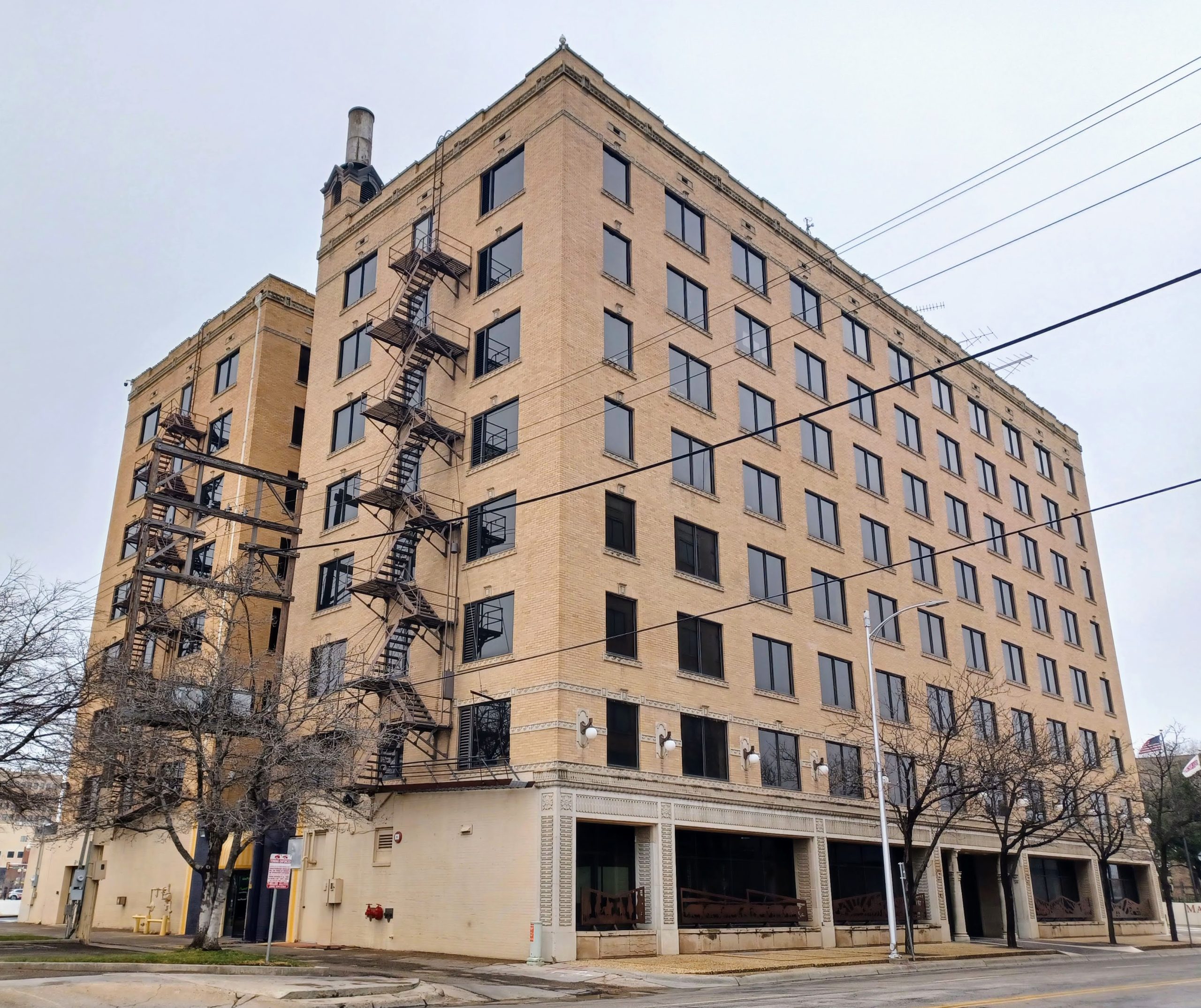 Amarillo Building, NE corner, Amarillo, TX