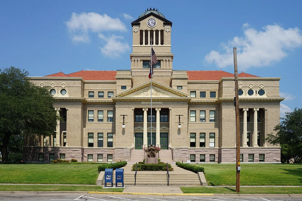 The Navarro County Courthouse in Corsicana , Texas ( United States ).