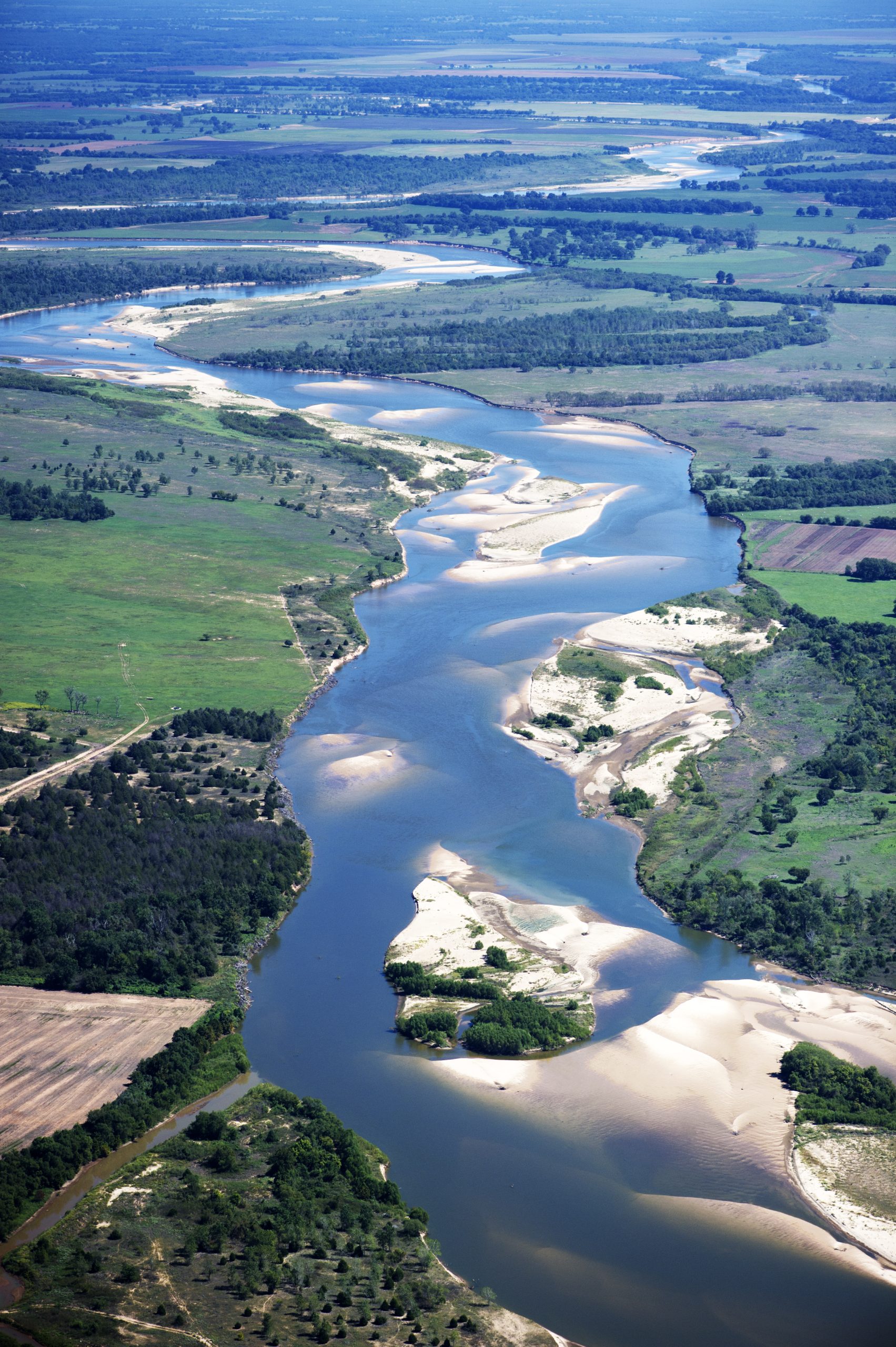 Aerial view of Red River — north of Bonham, Fannin County, northeast Texas - looking east.