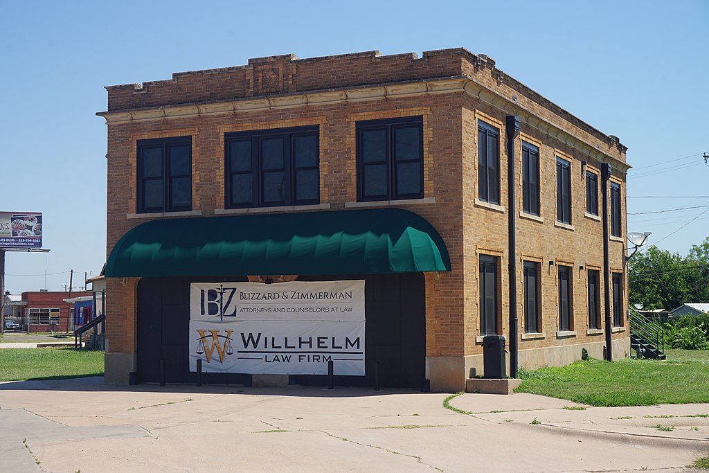 Blizzard & Zimmerman, P.L.L.C. (formerly Abilene Fire Station No. 2 ) in Abilene , Texas ( United States ).