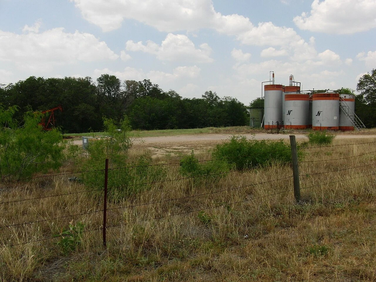 Nelms Bros. Oil "N" Oil Tanks