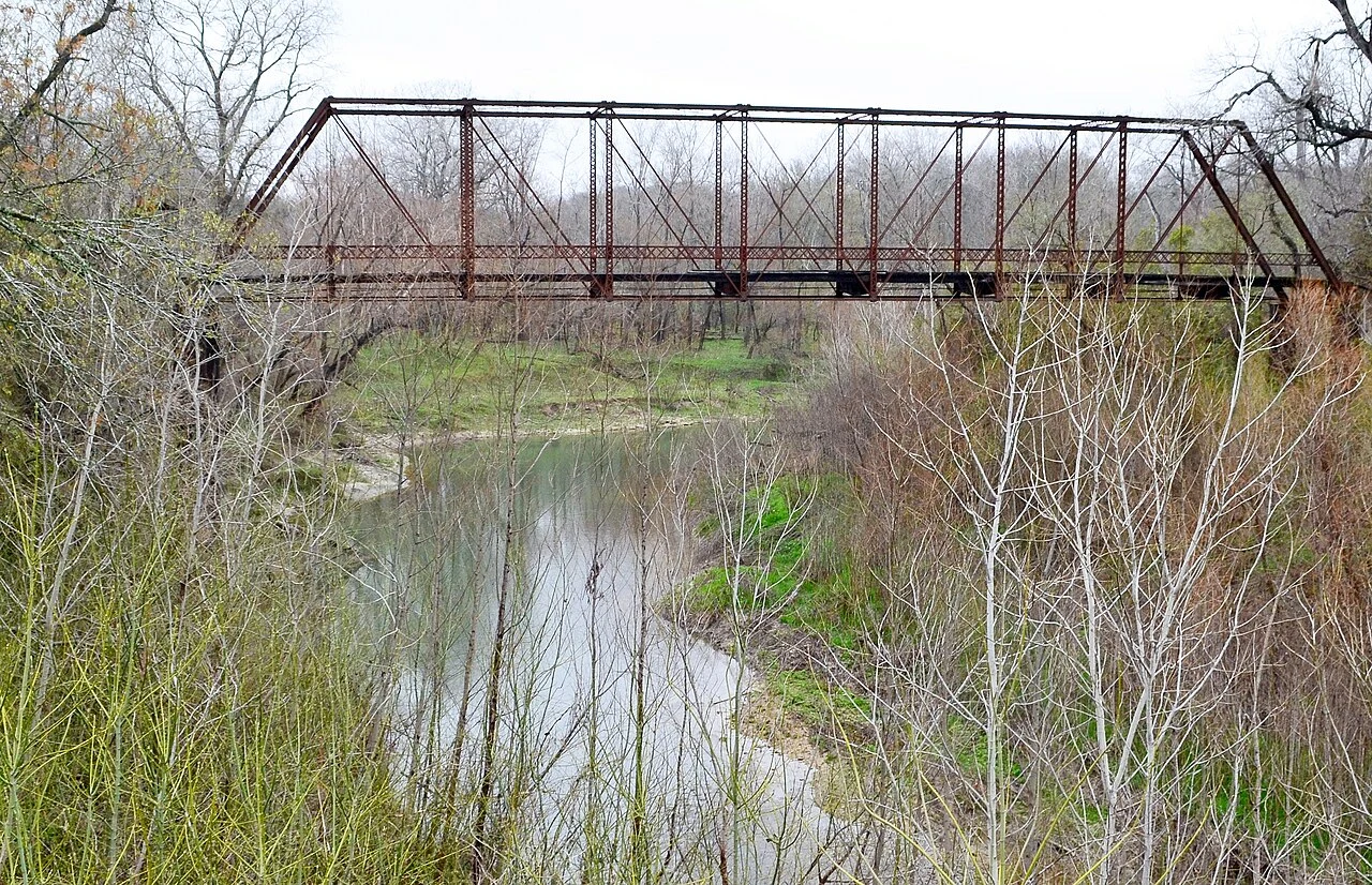 Sunshine Road Bridge over Little River, Bell County, Texas.