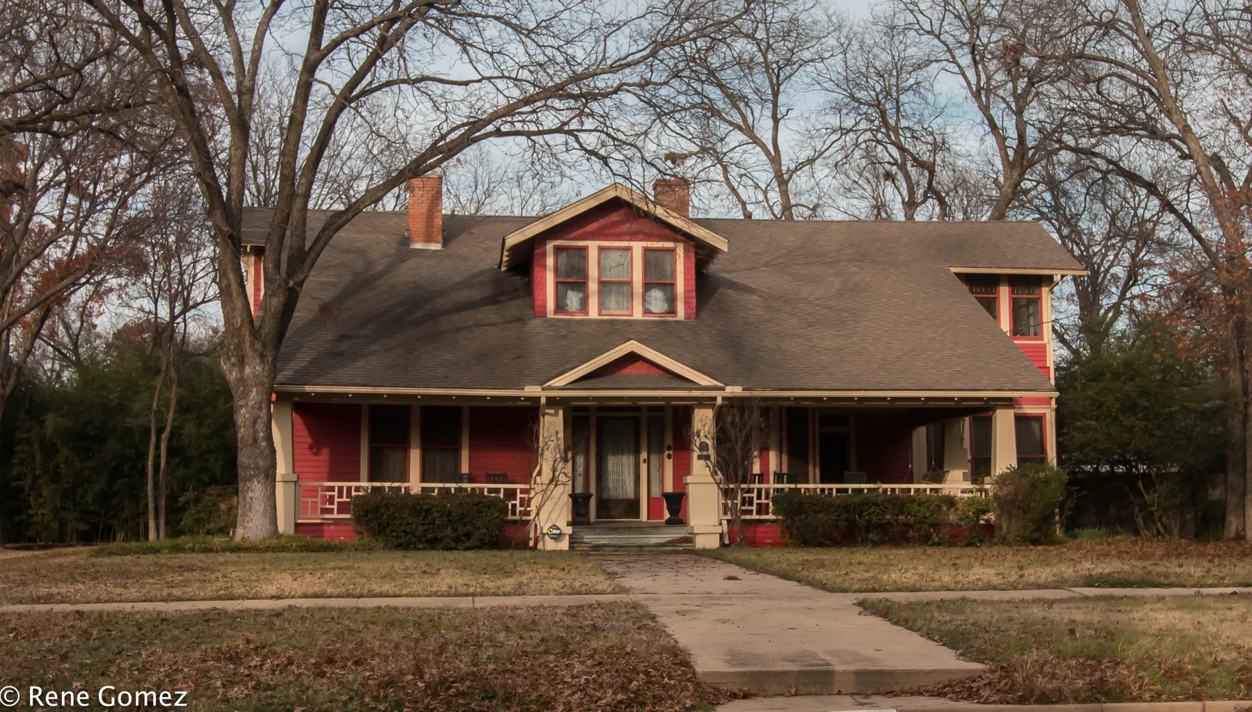 Cole-Hipp House in Waxahachie, Texas