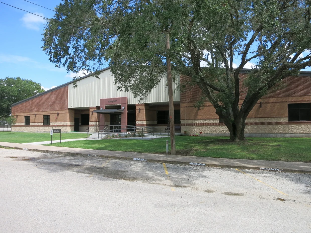 Photo shows Hallettsville Elementary School at 308 N Ridge Street, Hallettsville, TX 77964. The view is to the northeast.