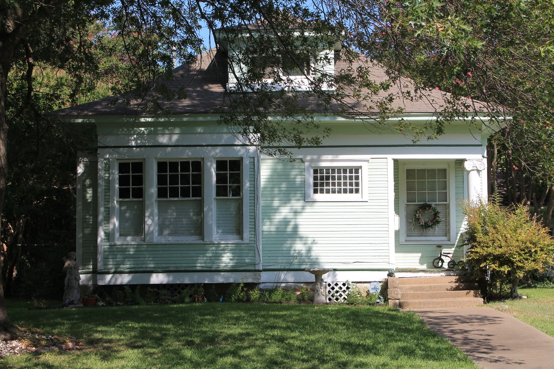 George C. Dillon House