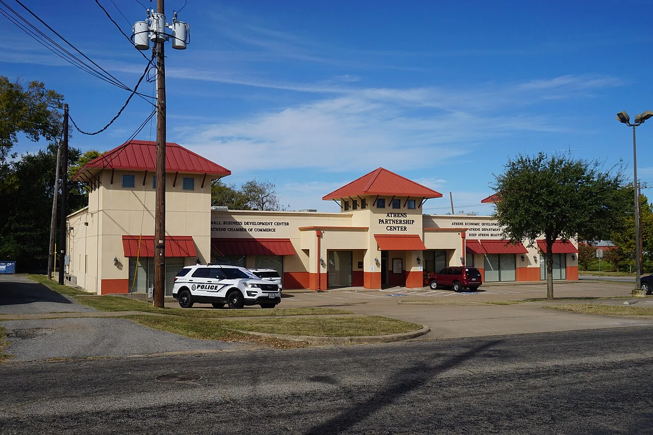 The Athens Partnership Center in Athens , Texas ( United States ).
