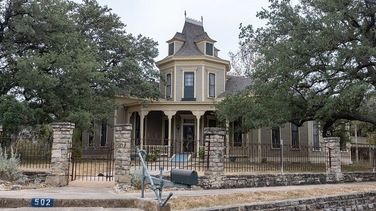 Malone Manuel House is located in Lampasas, Texas
