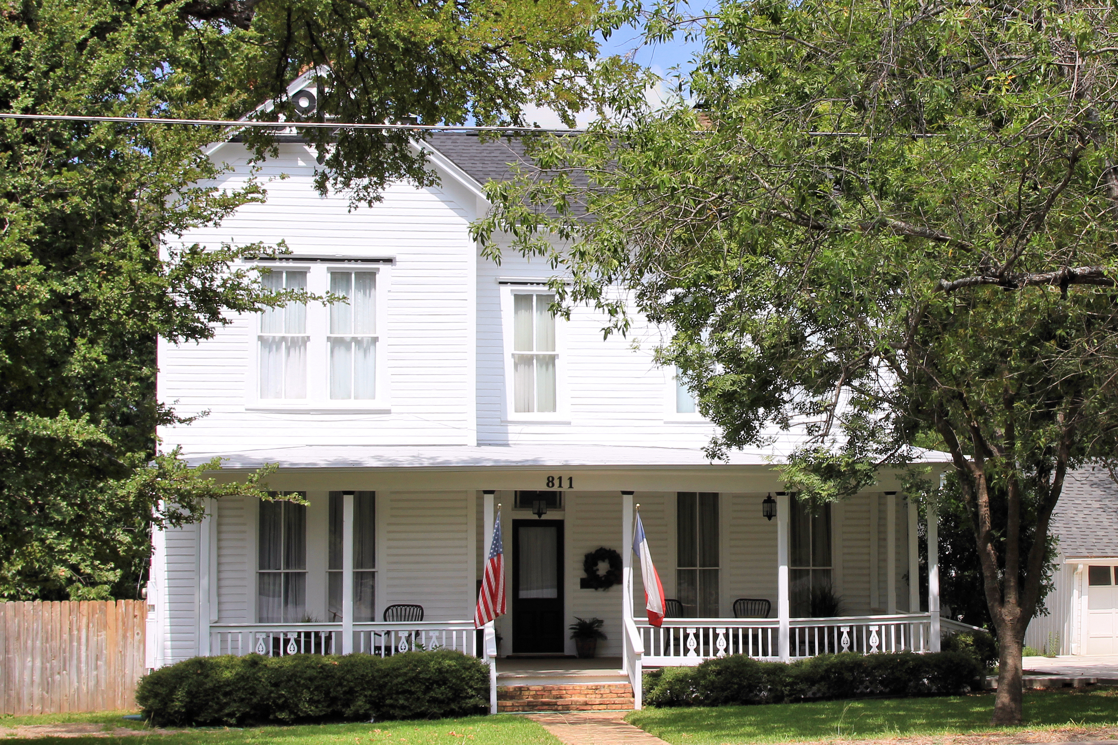 The M. B. and Annie Lockett House in Georgetown, Texas, United States was listed on the National Register of Historic Places on April 29, 1986.