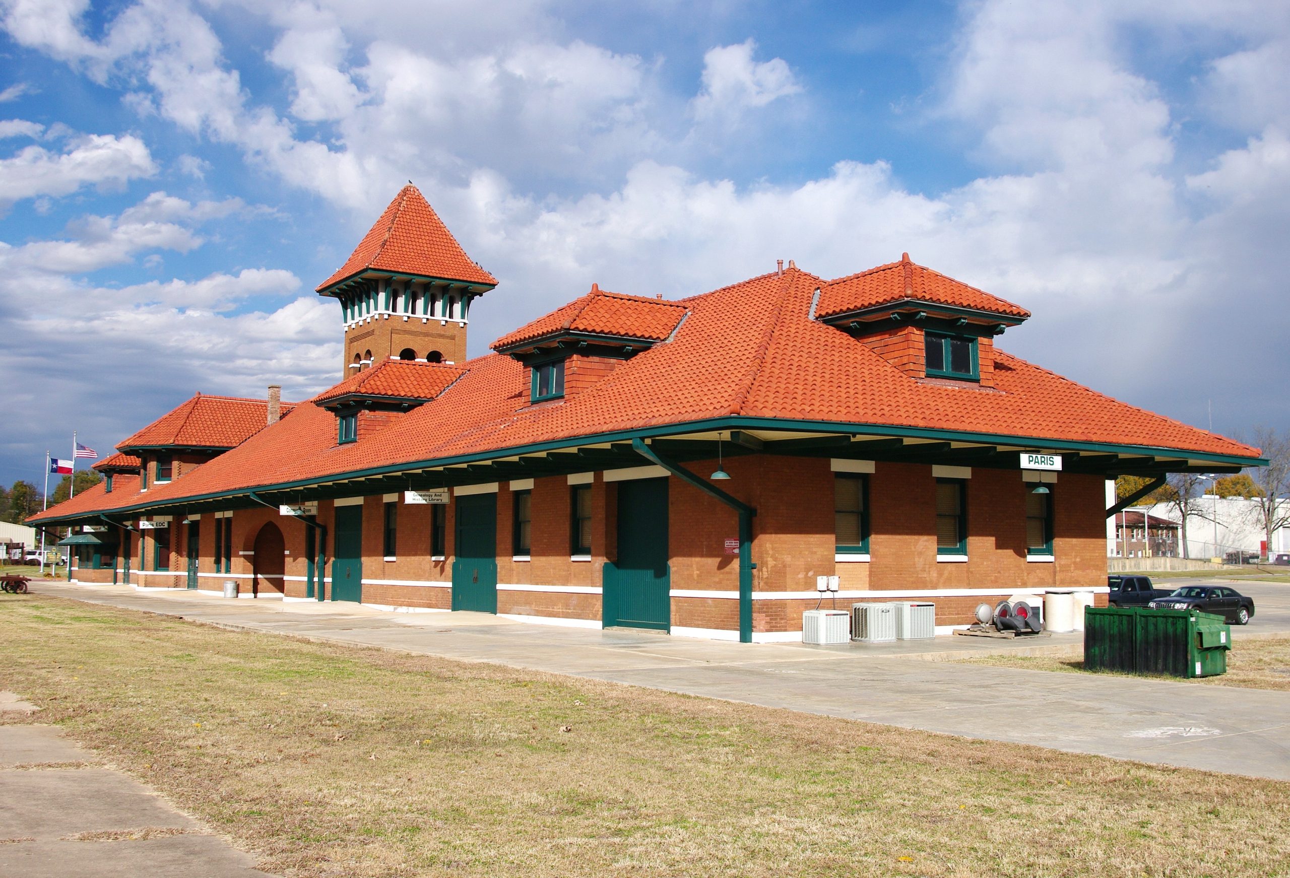 Built in 1912 for Santa Fe and Frisco railroads. Now a museum and City offices along the Kiamichi Railroad.