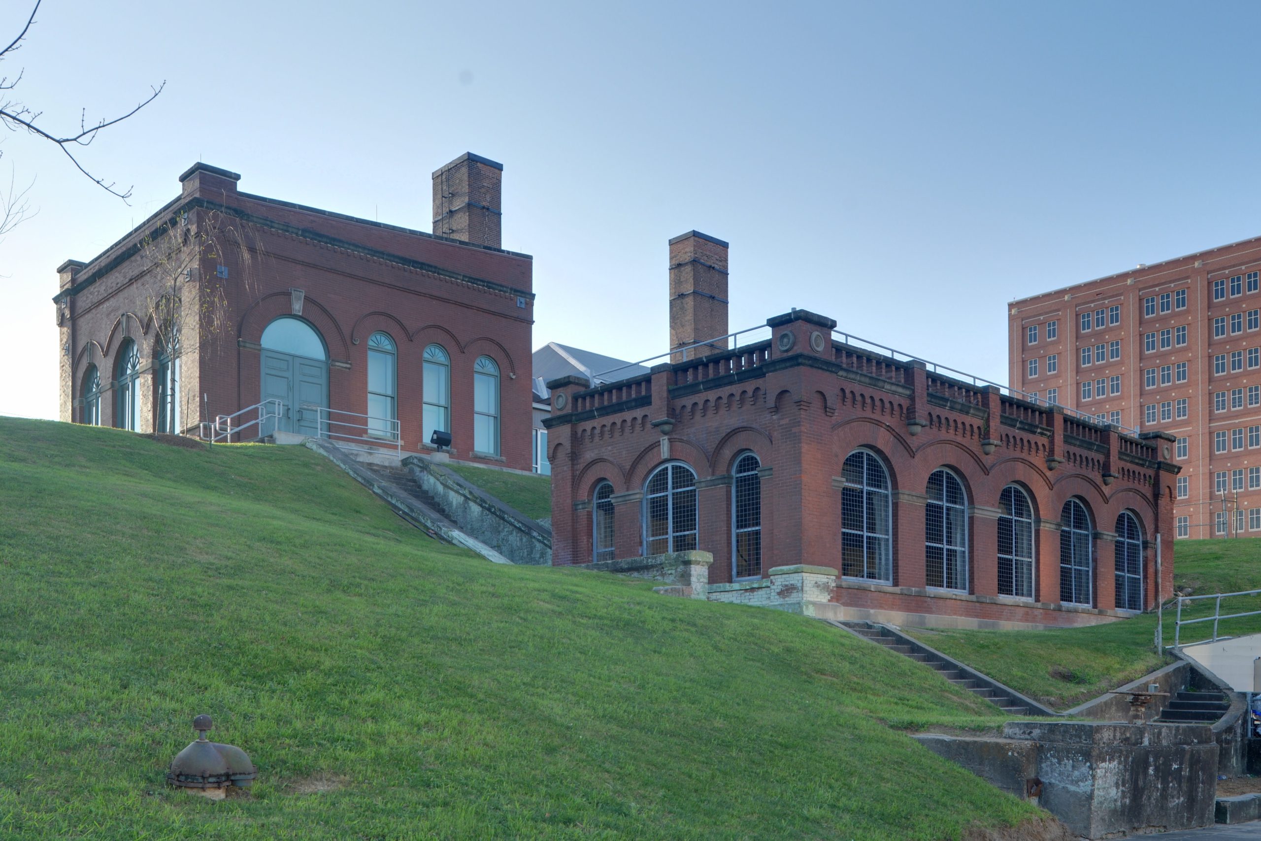 The Willow Street Pump Station at 811 N. San Jacinto St., Houston (Texas, USA) is listed in the National Register of Historic Places, United States Department of the Interior.