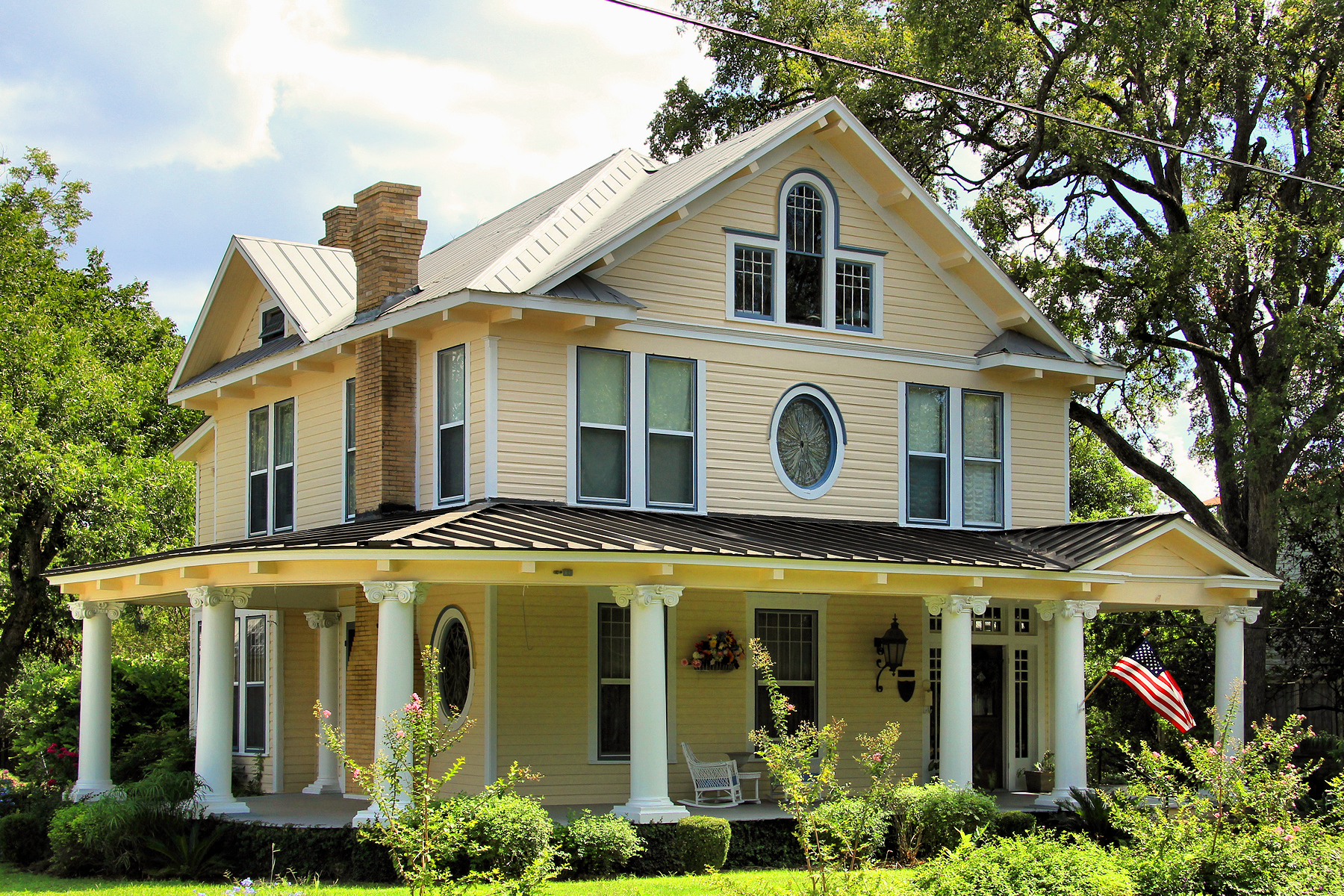 The Walter Hofheinz House in San Marcos, Texas, United States was built in 1909. The house was listed on the National Register of Historic Places on December 1, 1983.