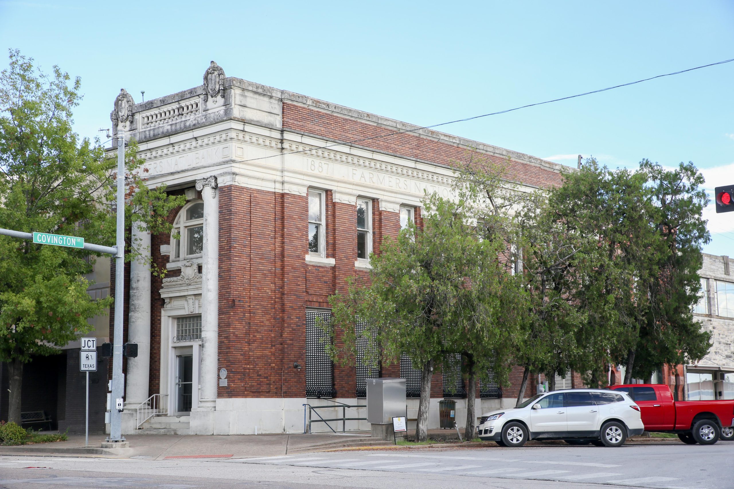 Farmers National Bank (1 of 1)