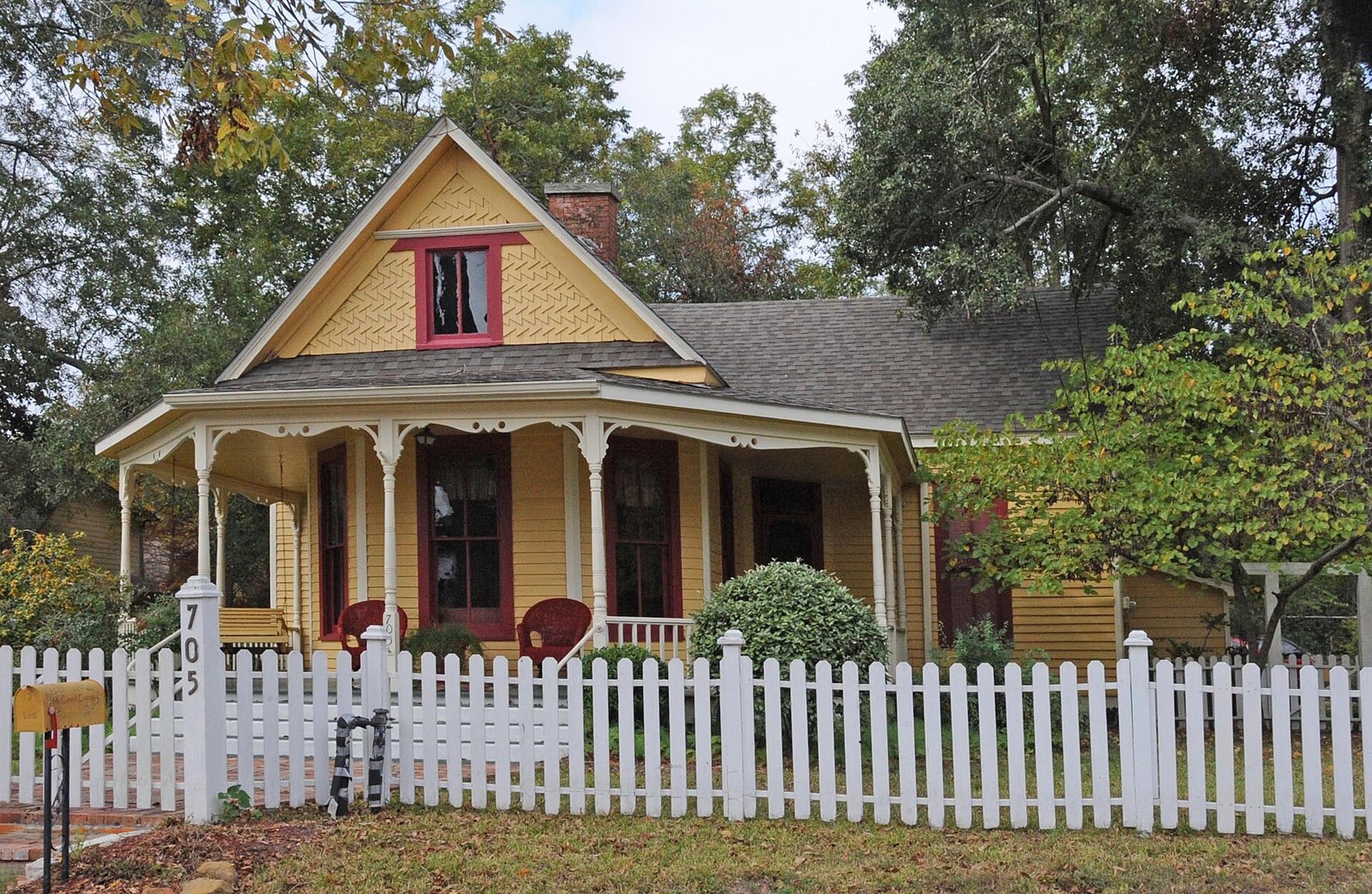 WILLIAM KEENAN AND NANCY ELIZABETH MCCARDELL HOUSE, LIVINGSTON, POLK COUNTY, TX — Polk County, Texas