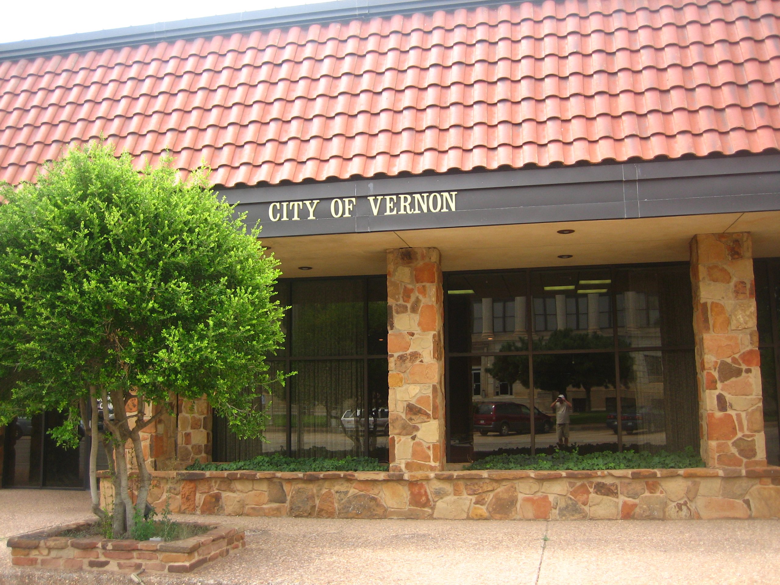Vernon, TX City Hall Picture 2207